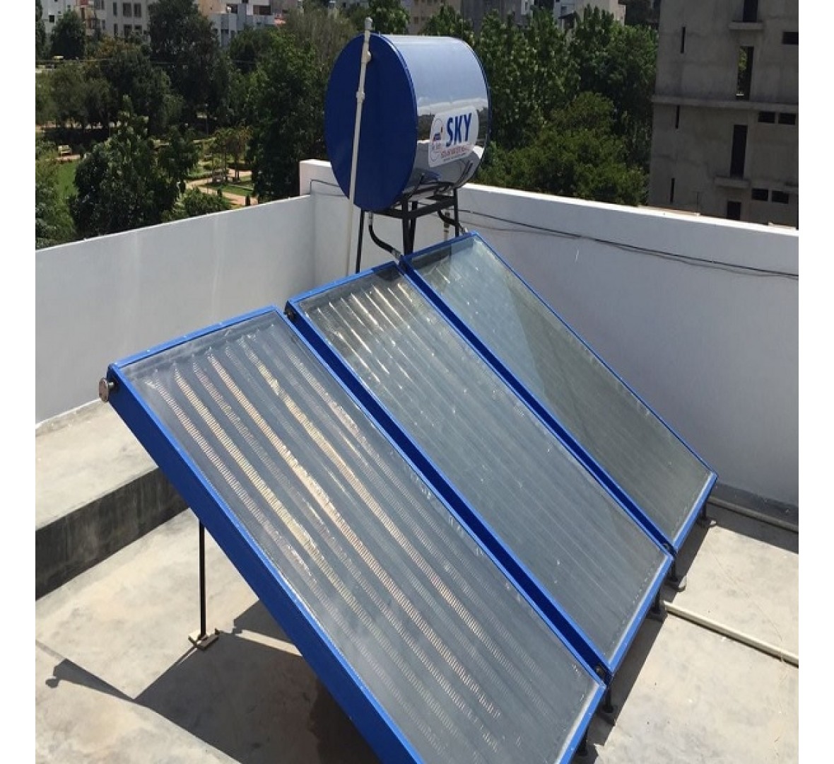 SKY SOLAR WATER HEATER 500 LPD NON-PRESSURIZED SS TANK